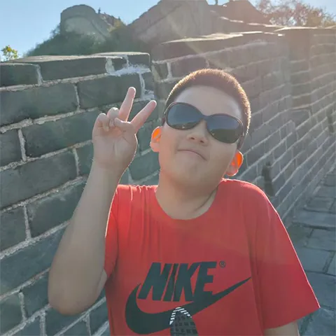 赫然同学
